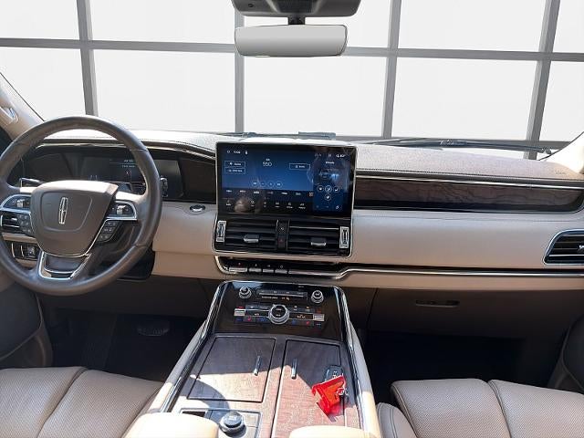 2023 Lincoln Navigator L Reserve