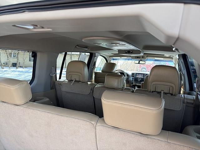 2014 Nissan Armada 4d SUV 4WD SL