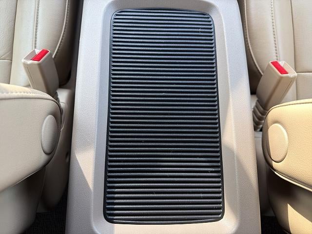 2014 Nissan Armada 4d SUV 4WD SL