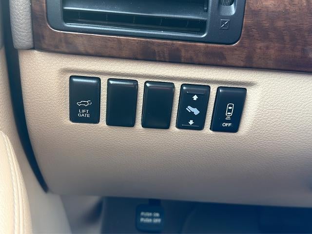 2014 Nissan Armada 4d SUV 4WD SL