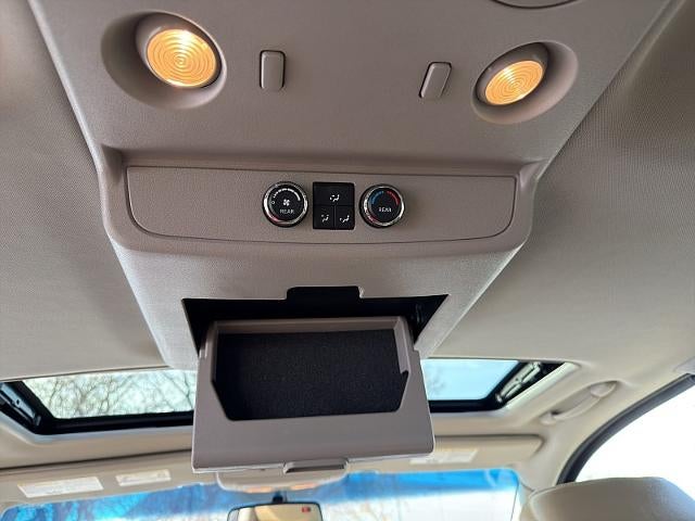 2014 Nissan Armada 4d SUV 4WD SL