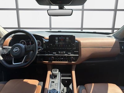 2025 Nissan Pathfinder Platinum