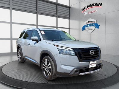 2025 Nissan Pathfinder Platinum