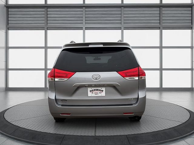 2014 Toyota Sienna 4d Wagon XLE
