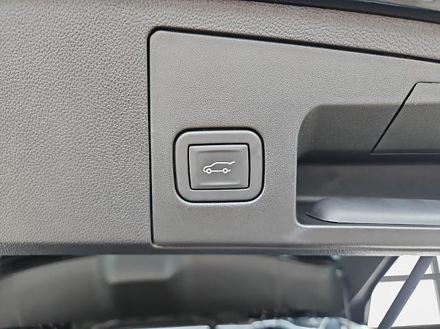 2025 Cadillac XT4 Sport