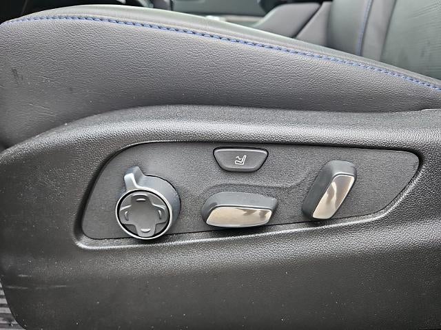 2025 Cadillac XT4 Sport