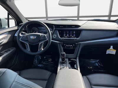 2025 Cadillac XT5 Luxury