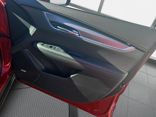 2025 Cadillac XT6 Luxury