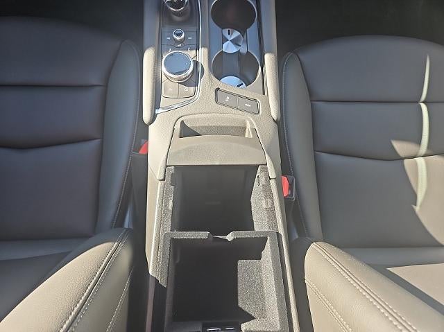 2025 Cadillac XT6 Luxury