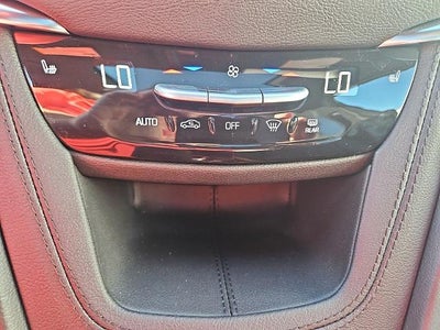 2025 Cadillac XT6 Luxury