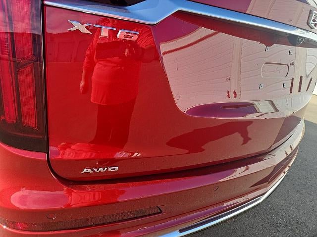 2025 Cadillac XT6 Luxury