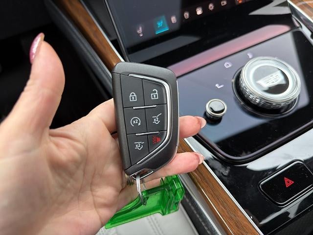 2027 Cadillac Escalade 4WD Platinum Sport
