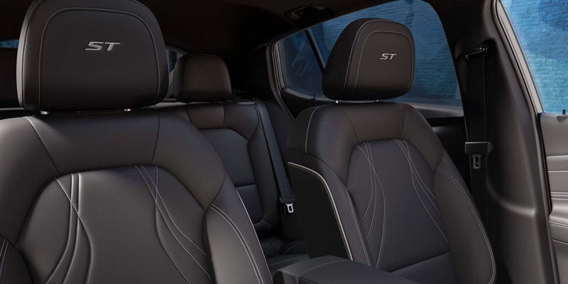 2026 Buick Envista front leather seats and spacious cabin